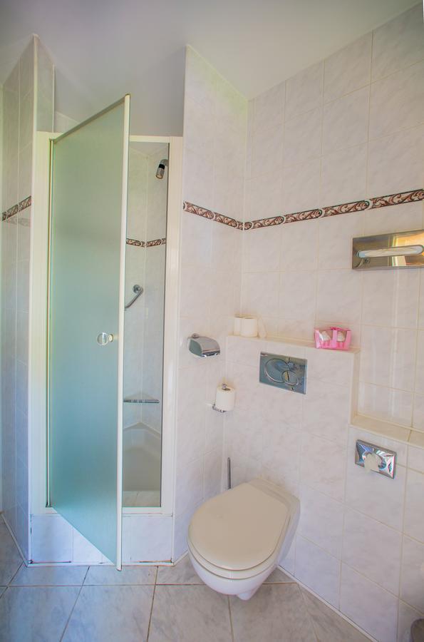 Hotel Veba Broumov Buitenkant foto